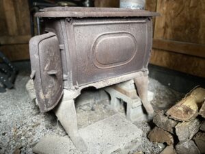 How To Cool Down A Wood Stove Quickly